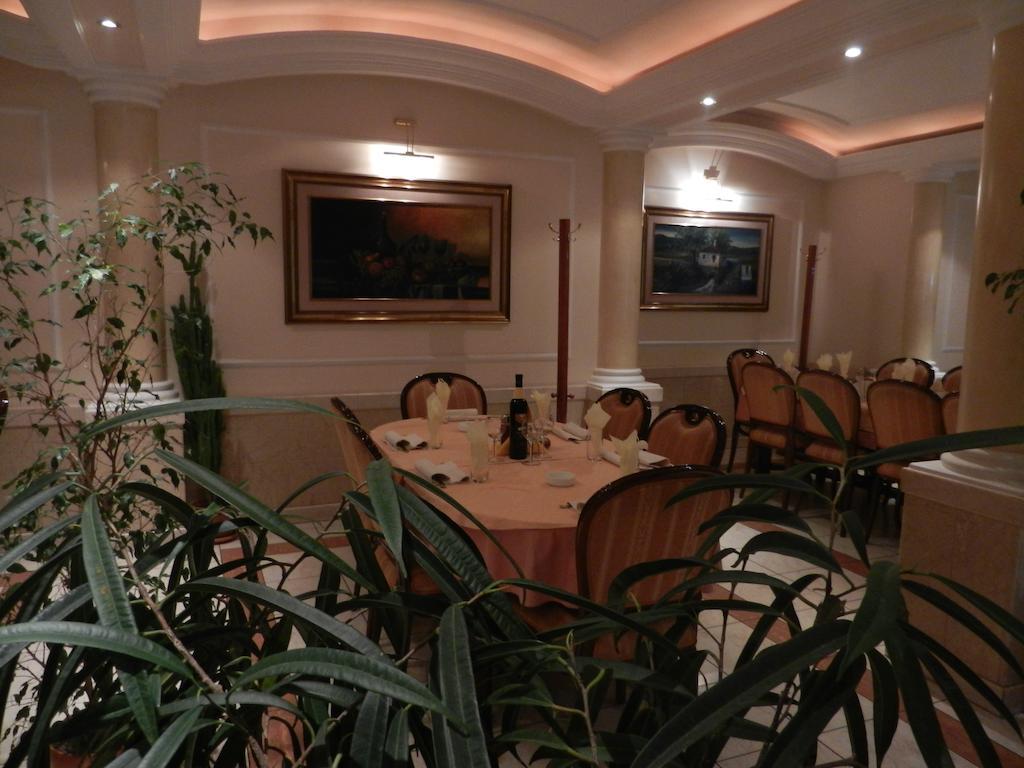Požarevac Guesthouse Ellite מראה חיצוני תמונה